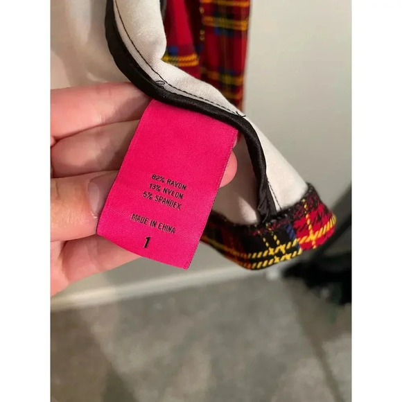 Torrid x Betsey Johnson Red Plaid Premium Ponte Blazer Size 1 - Picture 8 of 8